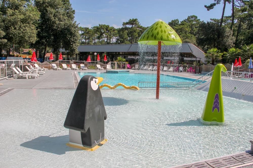 Océan Vacances - Camping Paradis Saint-Georges-de-Didonne Exterior foto